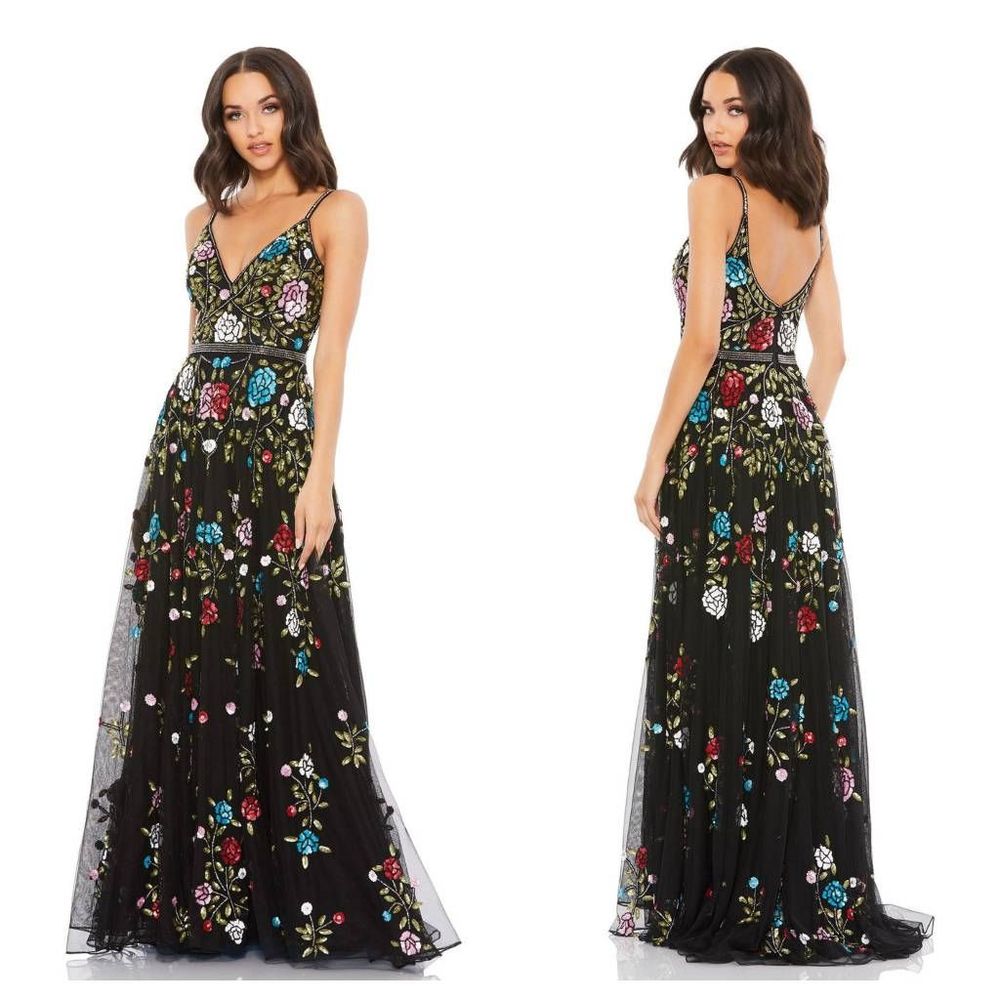 NWT Mac Duggal EMBELLISHED FLORAL SEQUINED GOWN  Size 4. $698